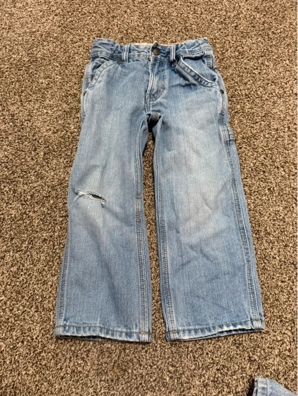 Levi’s Boys Size 5 Light Wash Distressed Ripped Knee Jeans